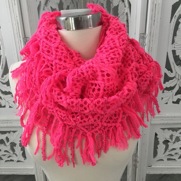 Capelli of New York Accessories - Hot Pink Acrylic Infinity Loop Scarf - NWT